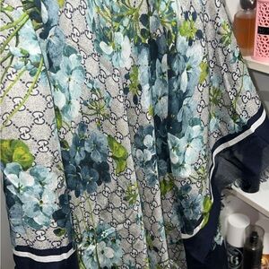 Gucci GG Floral Logo Shawl Scarf Blue Green Large Wrap